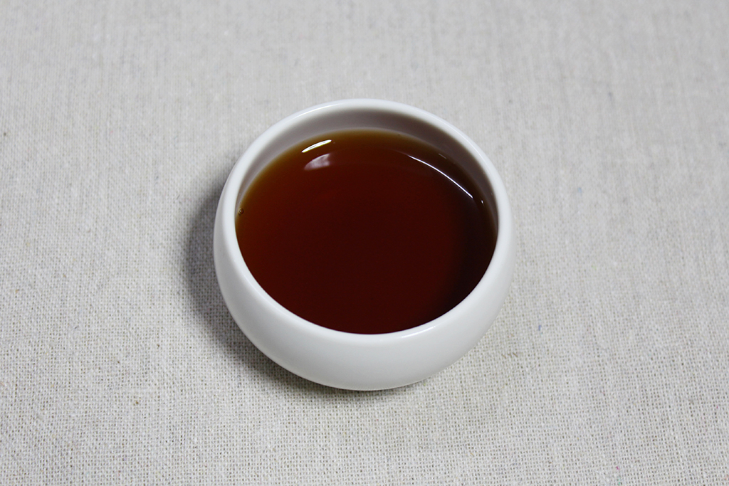 什么是传统工艺六堡茶和现代工艺六堡茶